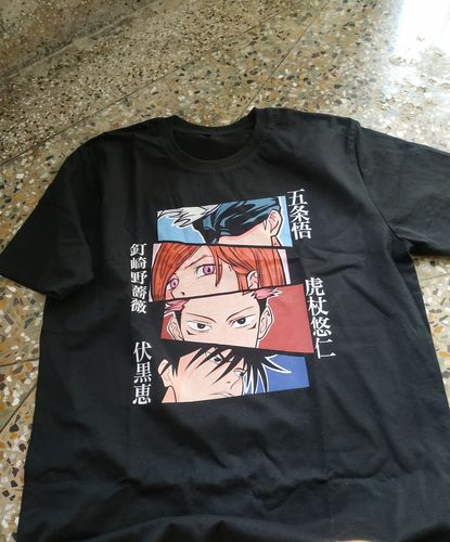 Customer photo review of Squad Gojo - Jujutsu Kaisen T-shirt