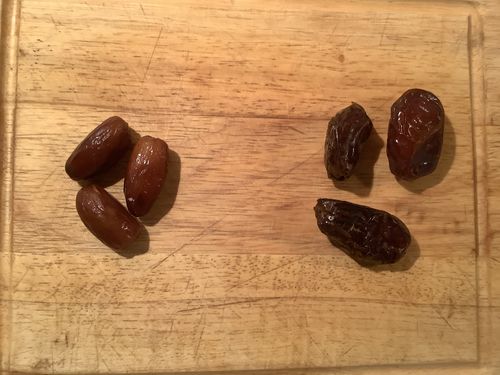 Customer photo review of Soft Rutab Medjool Dates
