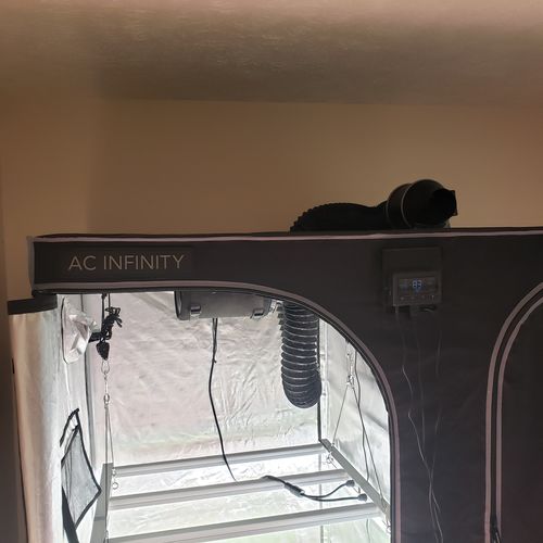 Customer photo review of AC Infinity Grow Tent Ventilation Kit Pro, 4 Inch