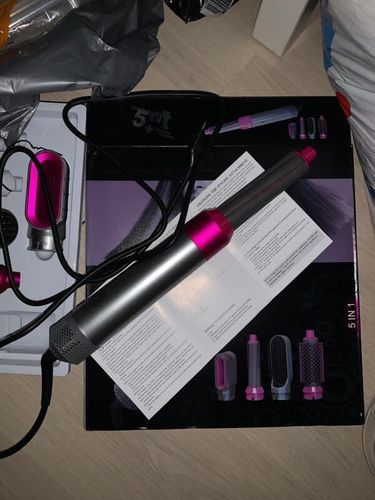 Customer photo review of GlamCurls Airstyler™ Complete