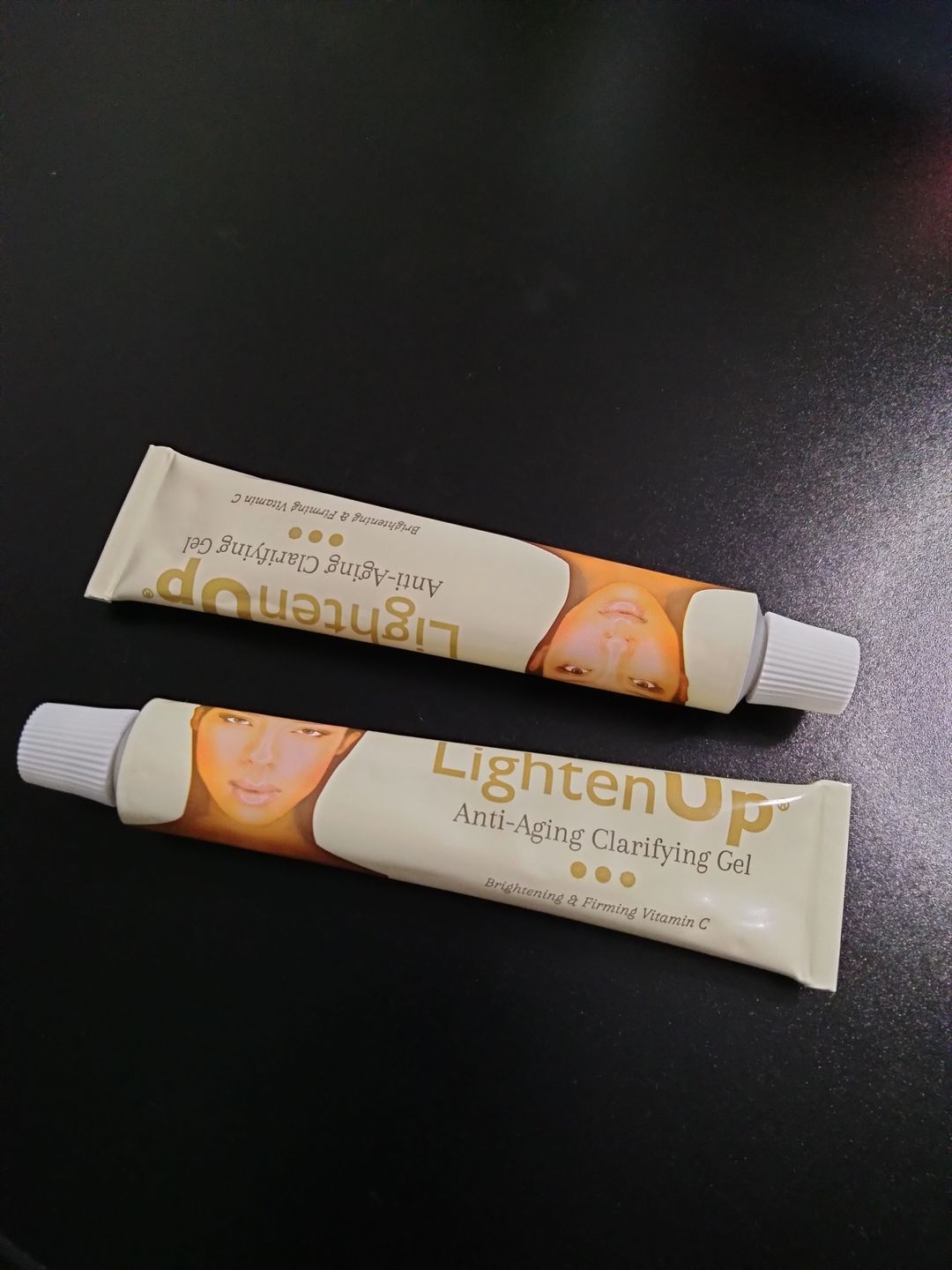 Customer photo review of Omic LightenUp Anti-Aging Clarifying Gel - 30g / 1 Oz