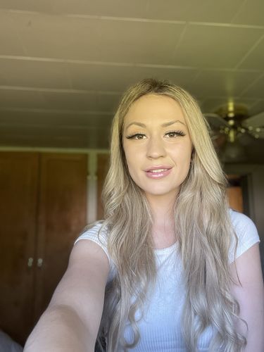 Customer photo review of Sunny Hair Invisible Wire Hair Extensions with Pink Blonde Highlights #P18/613
