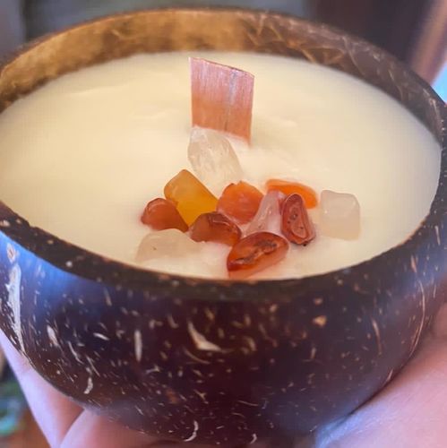 Customer photo review of Candle Making Kit Coconut - Starter DIY Kit With Coco Soy Wax Blend & 60ml Fragrance