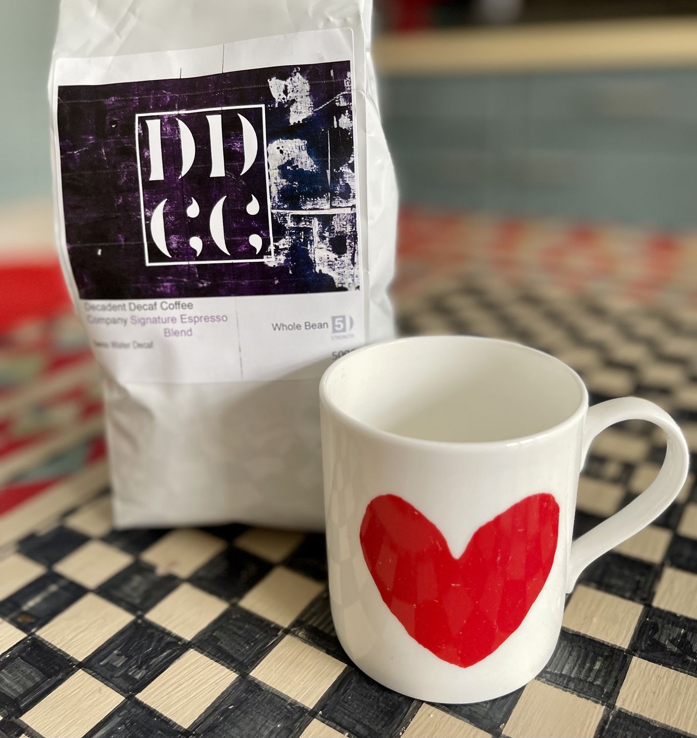 Customer photo review of Signature Espresso Decaffeinated Coffee Blend - Swiss Water Decaf Process - Strength 5 - Decadent Decaf