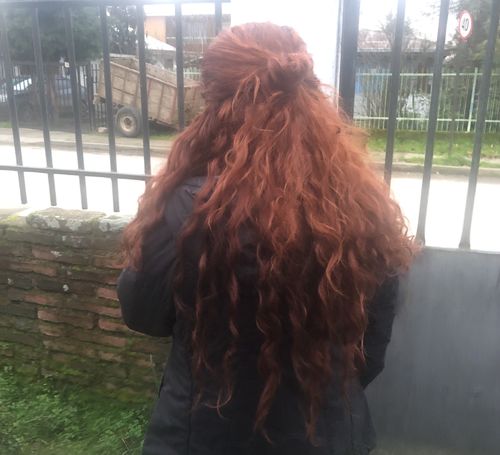 Reseña con foto de un cliente sobre Pack 3 Hennas Jamila BAQ Premium - Cobrizo Intenso y Duradero 🔥 👩🏼‍🦰