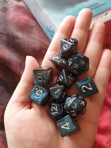Customer photo review of D&D Icewind Dale Dice Set