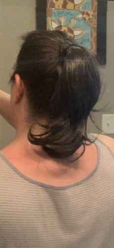 Customer photo review of JuvaBun Straight Magic Ponytail