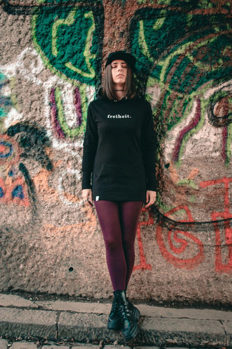 Customer photo review of HOODIEKLEID MÄDELS • FREIHEIT.