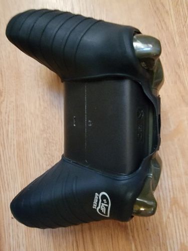 Customer photo review of Black Carbon Fiber - XBOX One Controller Skin