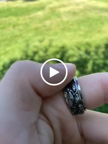 Customer video review of EYES.