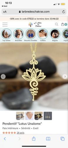 Customer photo review of Pendentif "Lotus Unalome"