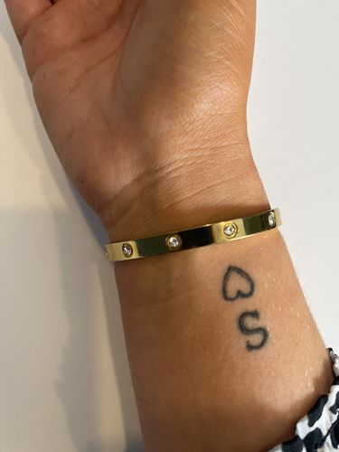 Customer photo review of Stone Bracelet - Gold