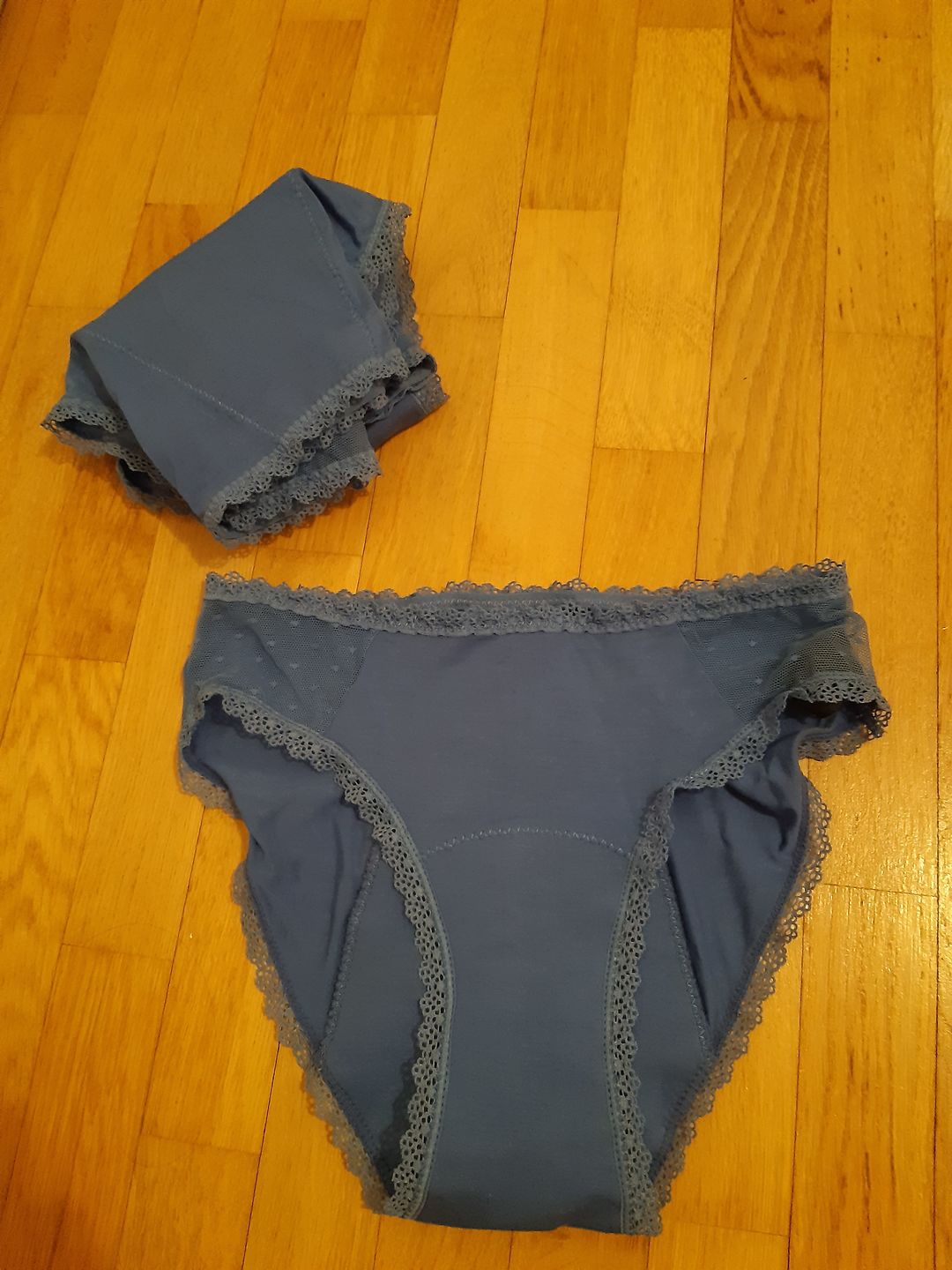 Customer photo review of Culotte Menstruelle Manon - Edition Limitée
