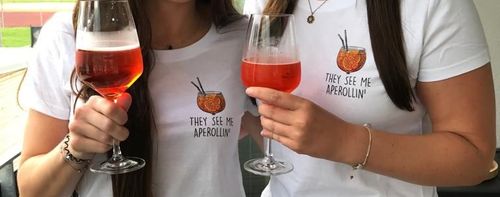 Customer photo review of APEROLLIN' - Premium Shirt Damen