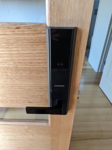 Customer photo review of Samsung SHP-DH537