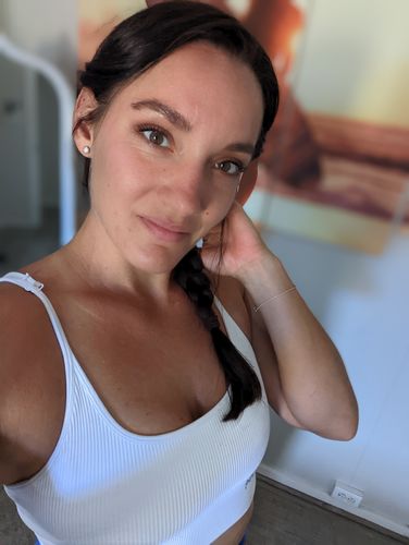 Customer photo review of White Ribbed Sports Bra