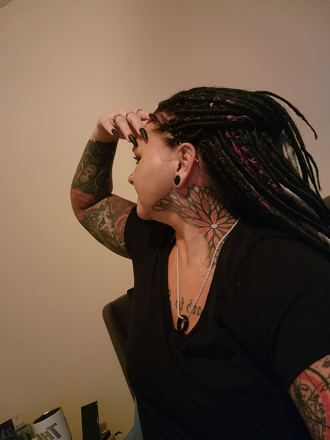 Customer photo review of Jet Black  - (1 pack of 5 Dreads)