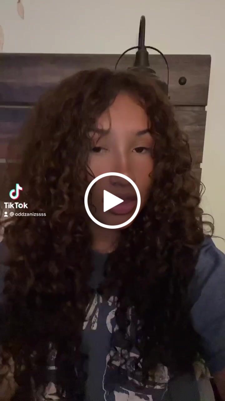 Customer video review of Natural Color Water Wave Micro Loop/I Tip Microlinks Hair Extension