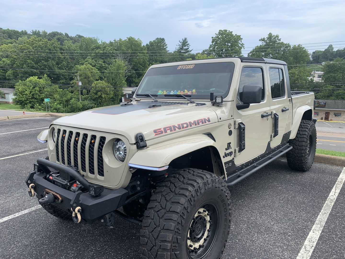 Customer photo review of Black on Black Topo Map Hood Graphic for Wrangler JL and Gladiator JT