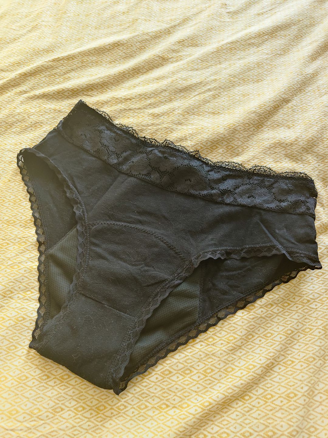 Customer photo review of Culotte Menstruelle Chloé (taille haute)