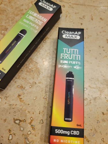 Customer photo review of 500mg CBD Disposable Vape Pen | CleanAF MAX