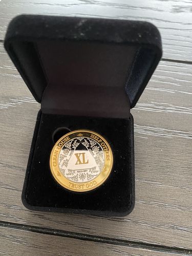 Customer photo review of 40 Year 40mm Gold & Silver AA Medallion - Bi-Plate Fancy Forty Year Chip/Coin