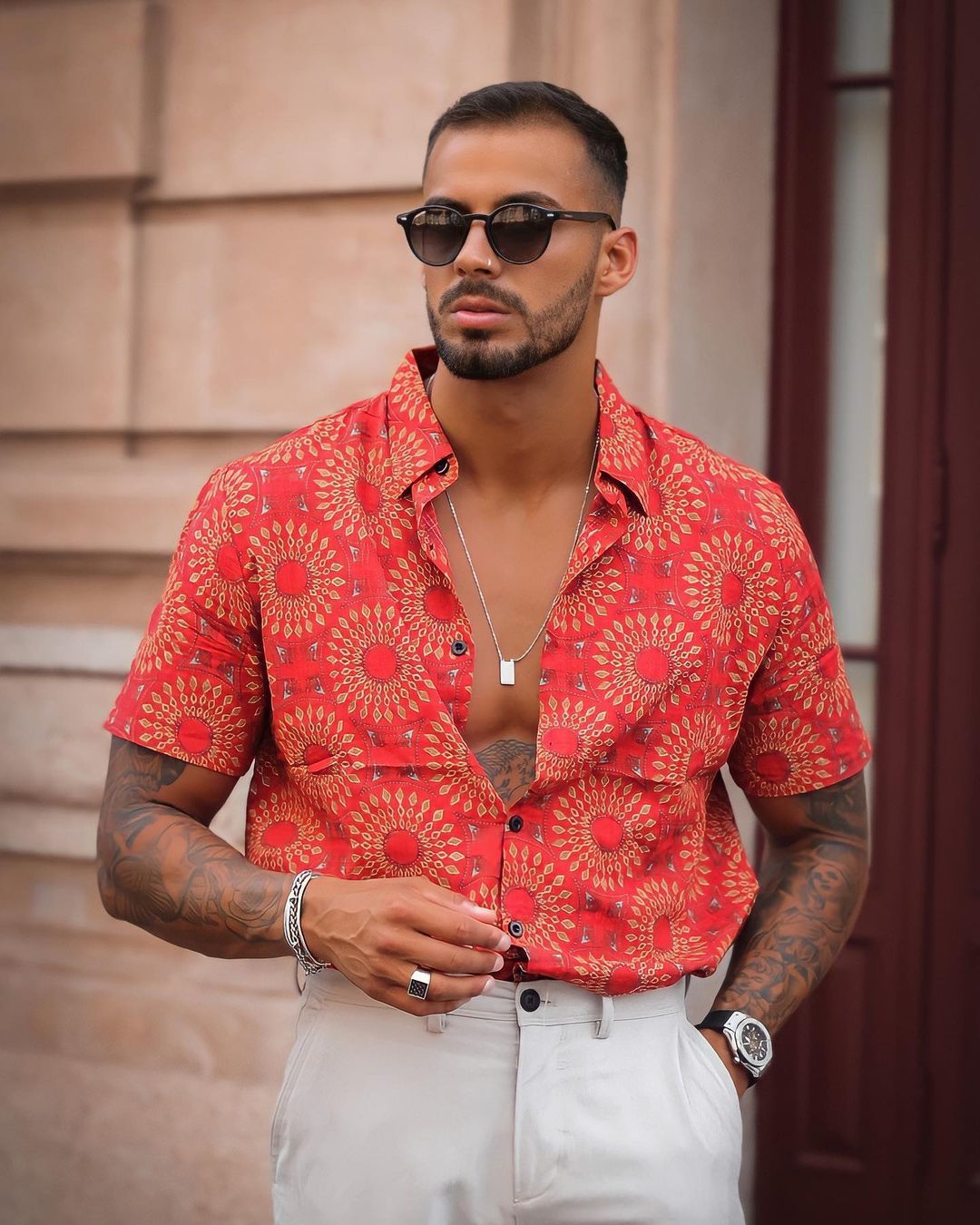 Customer photo review of Men's Cotton 70s Leisure Vintage Short Sleeve Shirt