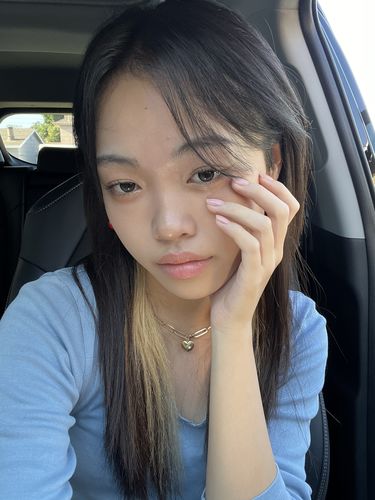 Customer photo review of Secretive Kristin - Olive