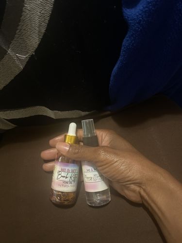 Customer photo review of Bomb Kitty Yoni Oil