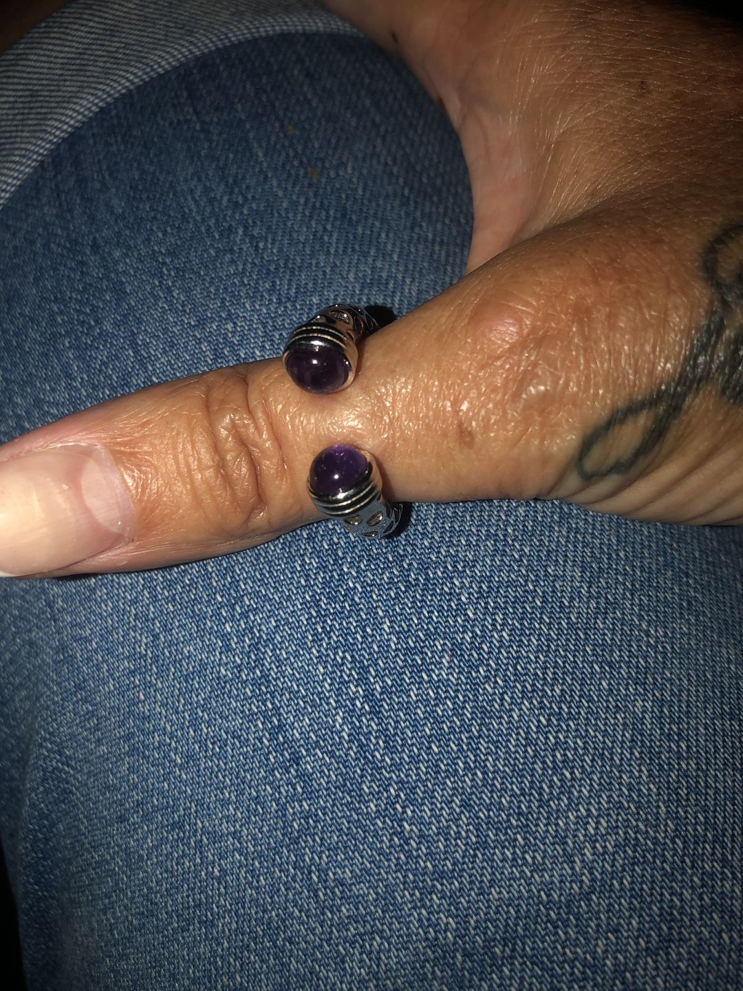 Customer photo review of Allegro Mystic Ring with Amethyst