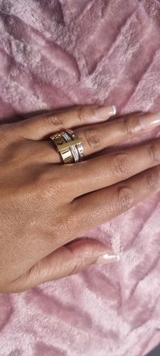 Customer photo review of Triple Stack Stone Ring - Gold