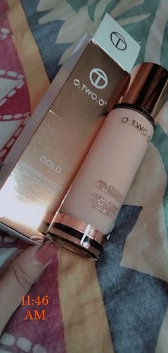 Customer photo review of O.TWO.O INVISIBLE COVER FOUNDATION