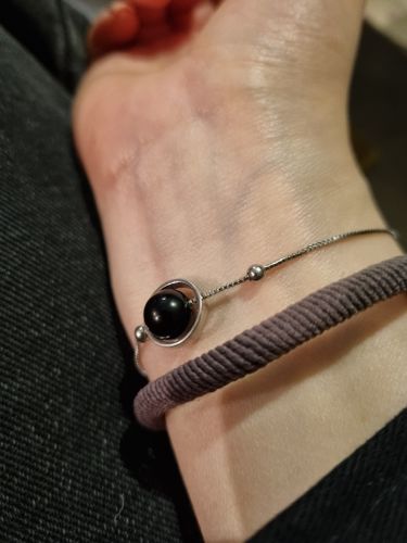 Customer photo review of Feines Armband aus schwarzem Achat