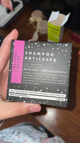 Customer photo review of SHAMPOO ANTICASPA GRASA FORMATO BARRA