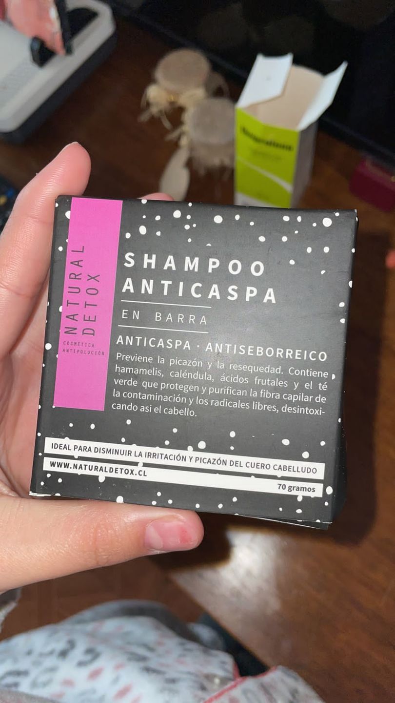Customer photo review of SHAMPOO ANTICASPA GRASA FORMATO BARRA