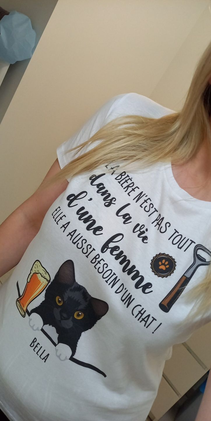 Customer photo review of Bière et Miaou - T-Shirt personnalisé