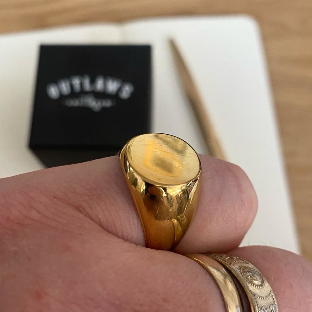 Customer photo review of ROUND. - GOLD