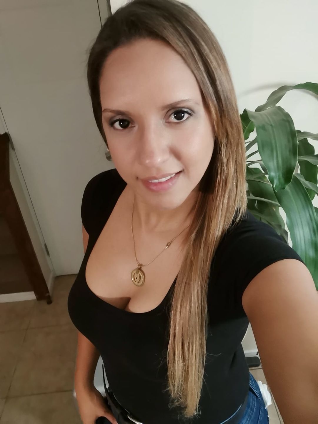 Customer photo review of Body Kelly Escote Cuadrado Manga Corta
