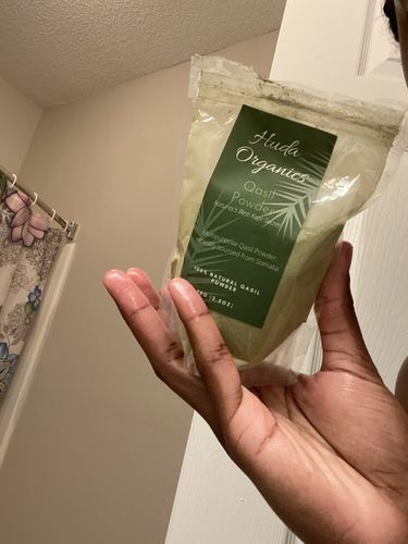 Customer photo review of Qasil Powder for Hair and Skin, Organic Qasil Powder, Qasil Powder for Face, Pack of 1, 70gm