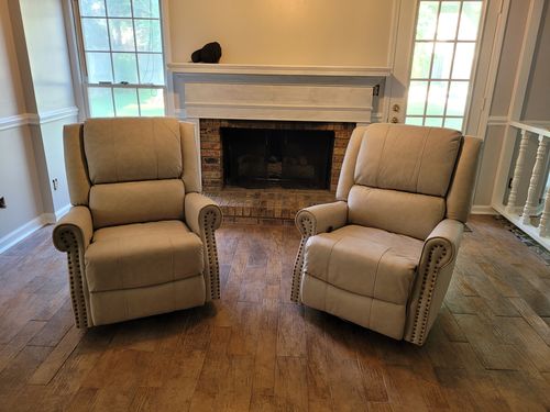 Customer photo review of Ergonomic Microfiber Cloth Massage Recliner Chair 360°Swivel Heated Beige