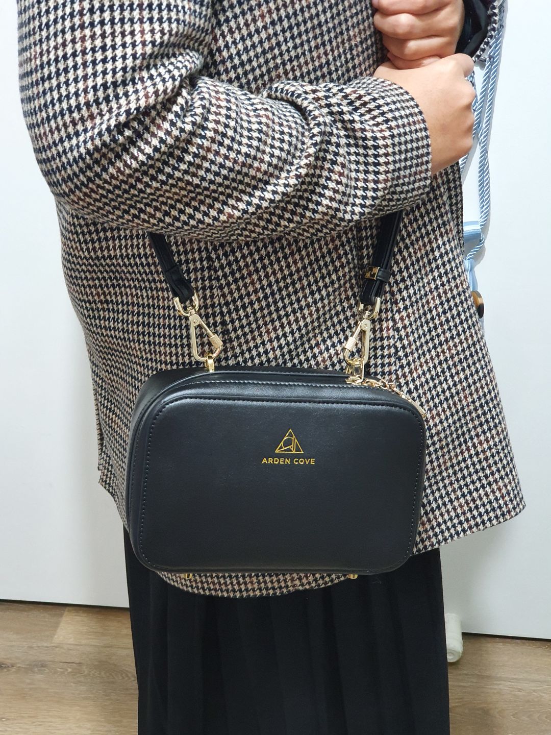 Customer photo review of Elise Crossbody with Locking Clasps Strap
