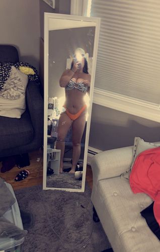 Customer photo review of The Boa Vista Bikini Top - Zebra