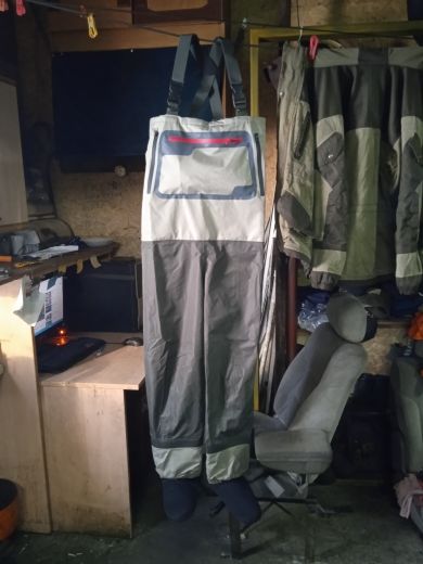 Customer photo review of Kylebooker Waterproof Breathable Stockingfoot Chest Fishing Hunting Waders KB004