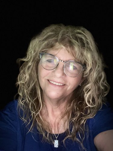 Customer photo review of Miracle Elixir Moisture & Shine Shampoo