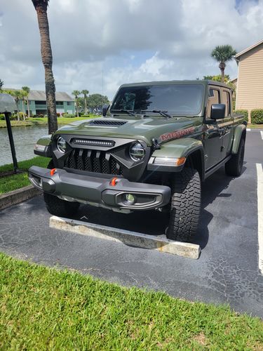 Customer photo review of Demon Grille w/ LED Off-Road Lights for 18-22 Jeep Wrangler JL & Gladiator JT