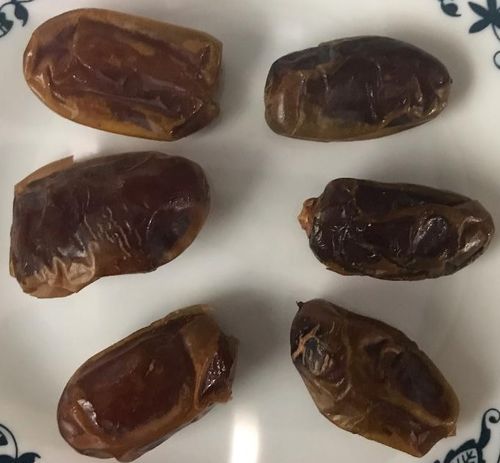 Customer photo review of Mix & Match Date Varieties (2-Pack)