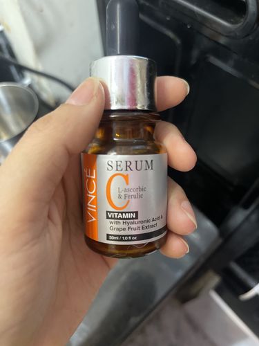 Customer photo review of Vitamin C Serum