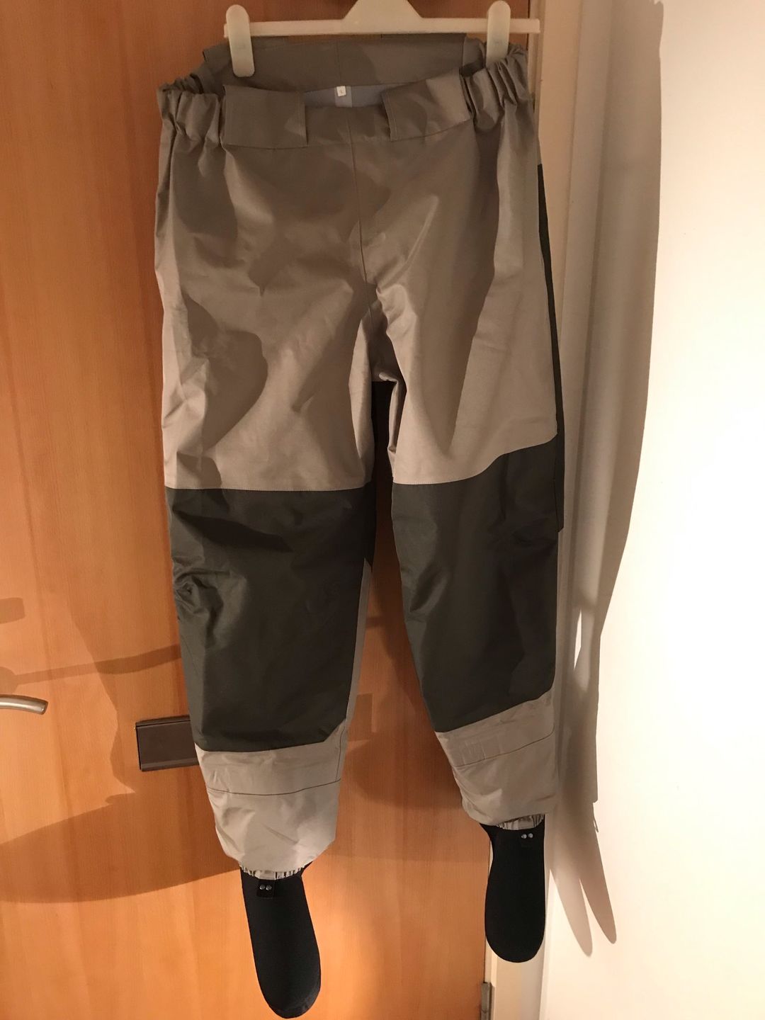 Customer photo review of Kylebooker Waterproof Breathable Stockingfoot Wading Pants Waist Fishing Hunting Waders KB003