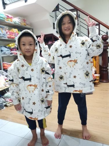 Customer photo review of Dachshund SWLF1644 Hoodie Wearable Blanket