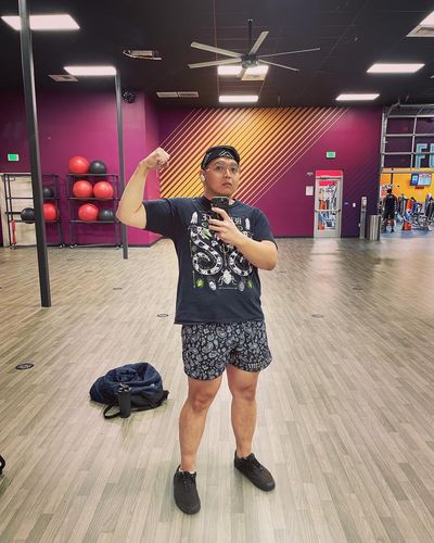 Customer photo review of Black Paisley Bandana Pattern Print Muay Thai Boxing Shorts